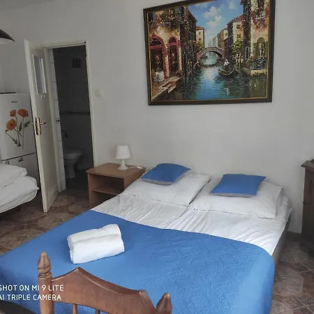 Rudy Kot Hotel *
